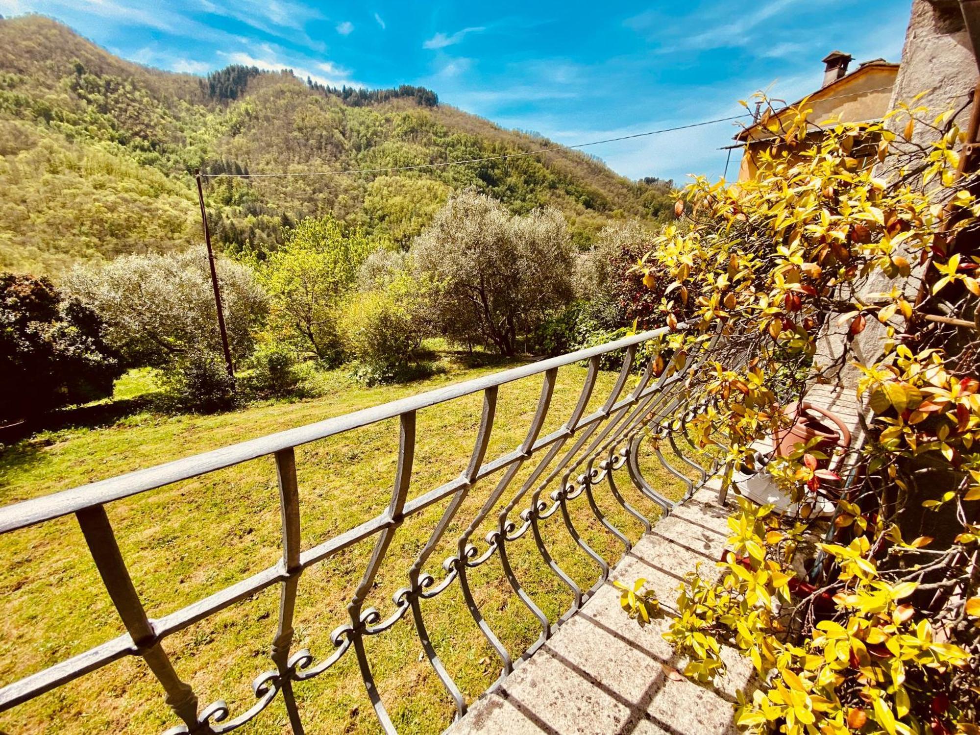 Villa La Vista Dal Civico 26 Bagni di Lucca Exterior foto